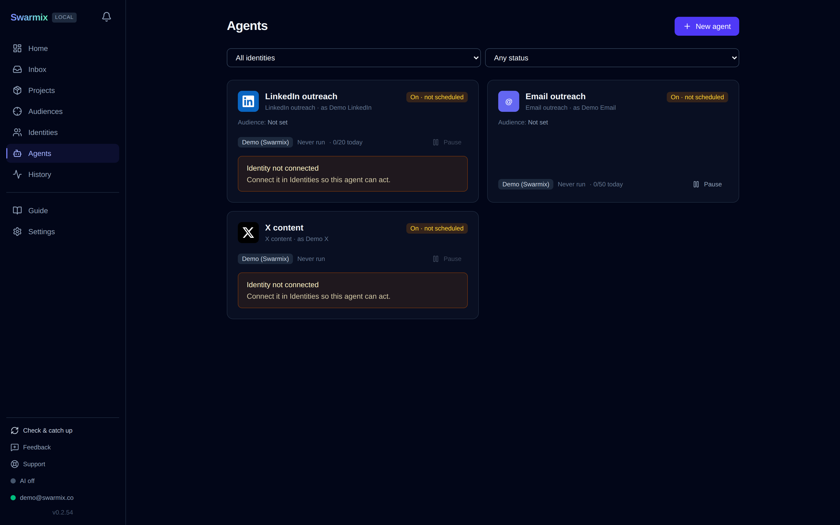 Swarmix agents dashboard - agents running outreach with live status
